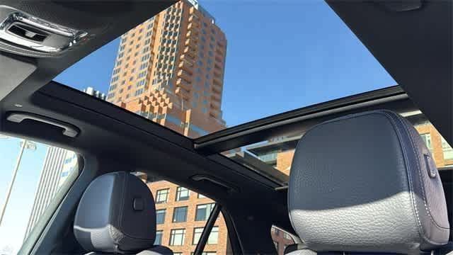 Thumbnail: 2024 Mercedes-Benz GLE - 30