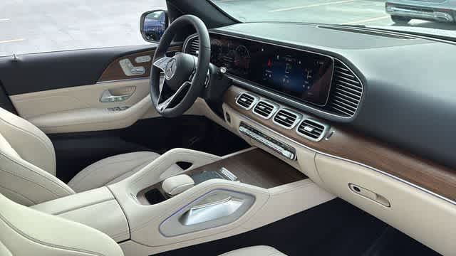 Thumbnail: 2026 Mercedes-Benz GLE - 7