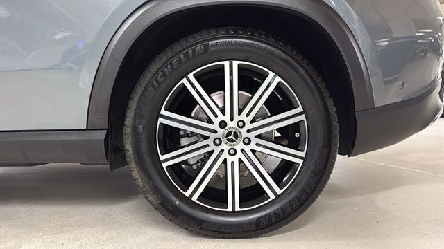 Thumbnail: 2026 Mercedes-Benz GLE - 8