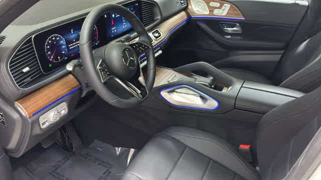 Thumbnail: 2026 Mercedes-Benz GLE - 13