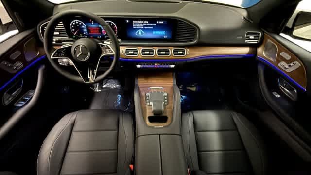 Thumbnail: 2026 Mercedes-Benz GLE - 2