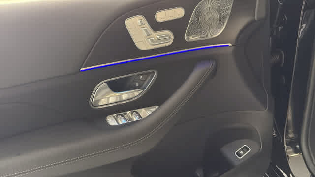 Thumbnail: 2026 Mercedes-Benz GLE - 23
