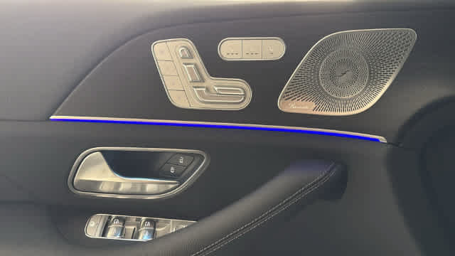 Thumbnail: 2026 Mercedes-Benz GLE - 24
