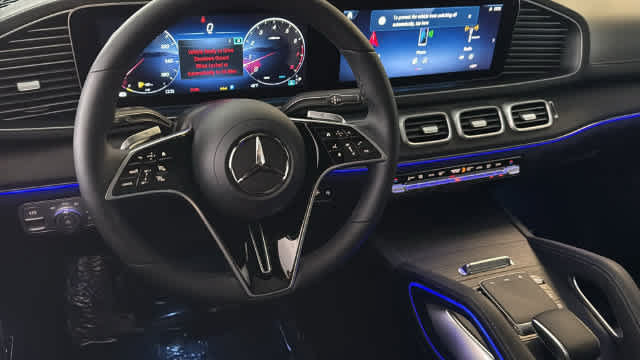 Thumbnail: 2026 Mercedes-Benz GLE - 13