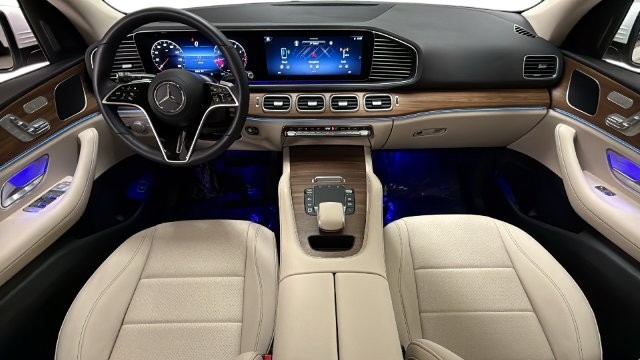 Thumbnail: 2026 Mercedes-Benz GLE - 2