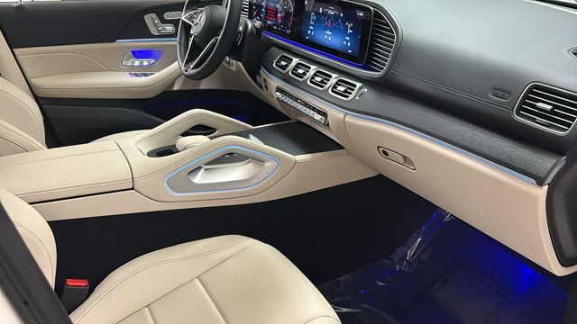 Thumbnail: 2026 Mercedes-Benz GLE - 38