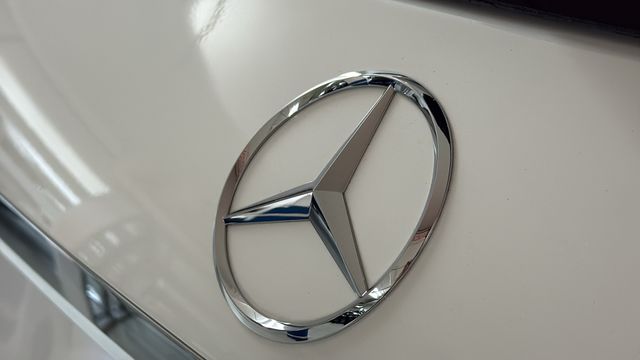 Thumbnail: 2026 Mercedes-Benz GLE - 19