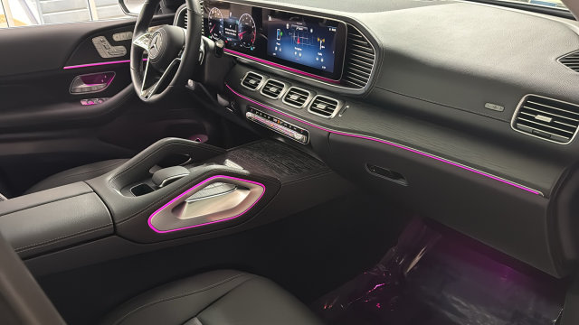 Thumbnail: 2026 Mercedes-Benz GLE - 14