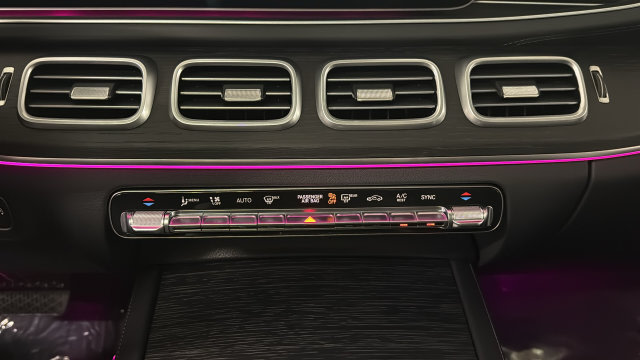 Thumbnail: 2026 Mercedes-Benz GLE - 30