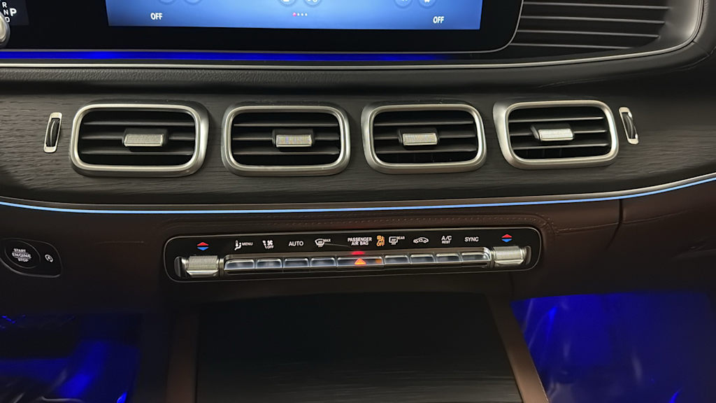 Thumbnail: 2026 Mercedes-Benz GLE - 28