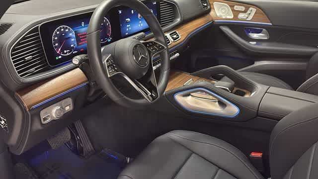 Thumbnail: 2026 Mercedes-Benz GLE - 14