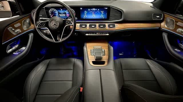 Thumbnail: 2026 Mercedes-Benz GLE - 2