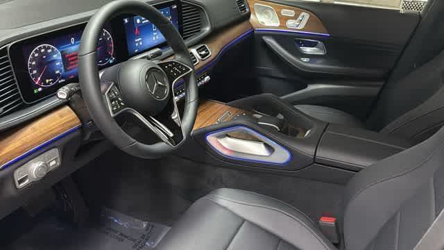 Thumbnail: 2026 Mercedes-Benz GLE - 14
