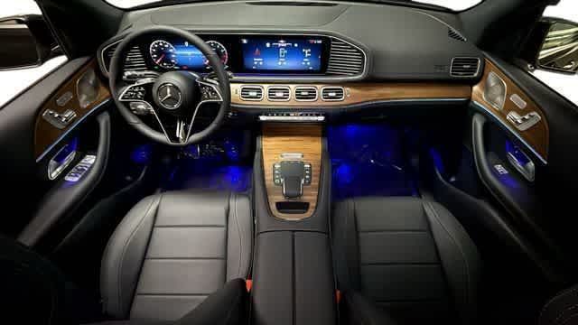 Thumbnail: 2026 Mercedes-Benz GLE - 2