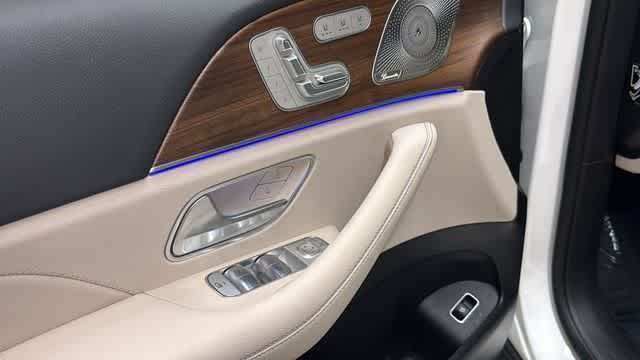 Thumbnail: 2026 Mercedes-Benz GLE - 24