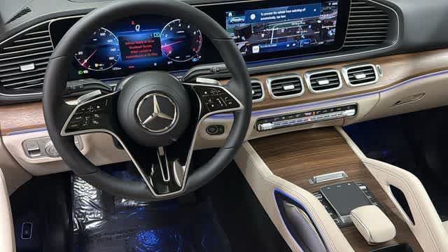 Thumbnail: 2026 Mercedes-Benz GLE - 13