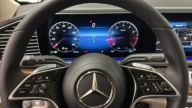 Thumbnail: 2026 Mercedes-Benz GLE - 9