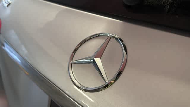 Thumbnail: 2026 Mercedes-Benz GLE - 18