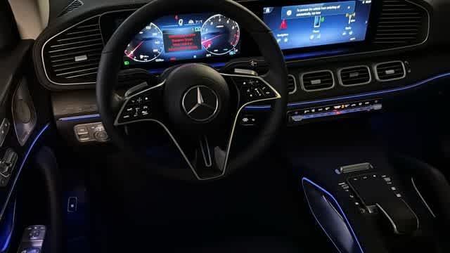 Thumbnail: 2026 Mercedes-Benz GLE - 12