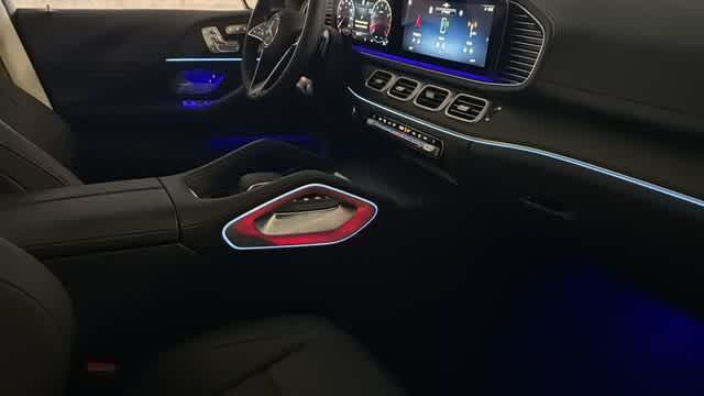 Thumbnail: 2026 Mercedes-Benz GLE - 36