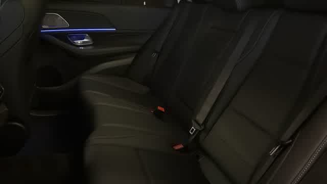 Thumbnail: 2026 Mercedes-Benz GLE - 32