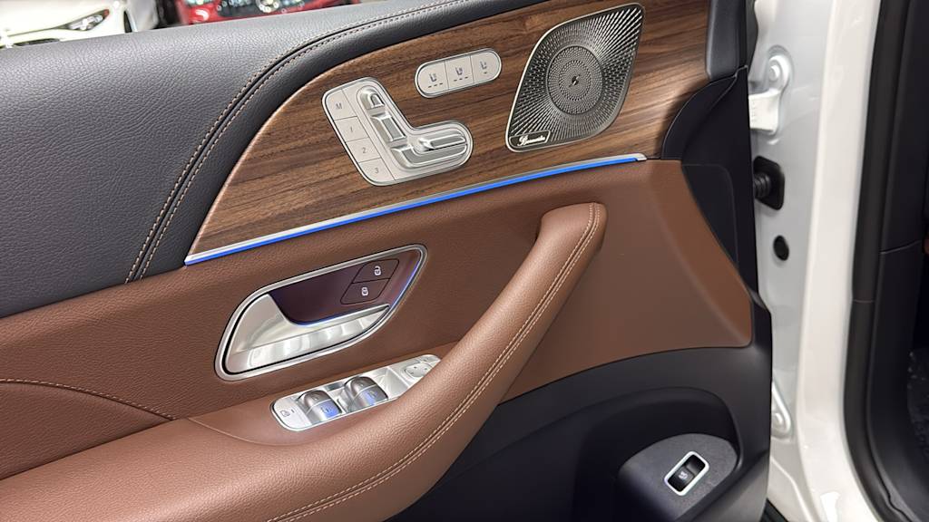 Thumbnail: 2026 Mercedes-Benz GLE - 24