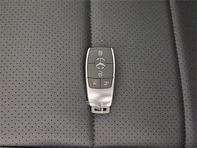 Thumbnail: 2025 Mercedes-Benz GLE - 19