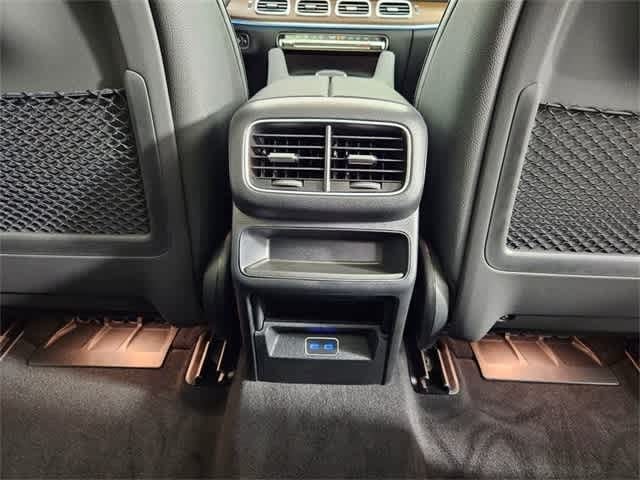 Thumbnail: 2025 Mercedes-Benz GLE - 66