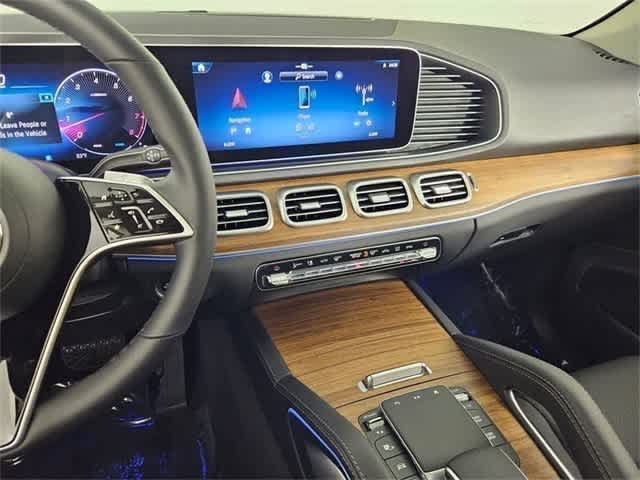 Thumbnail: 2025 Mercedes-Benz GLE - 56