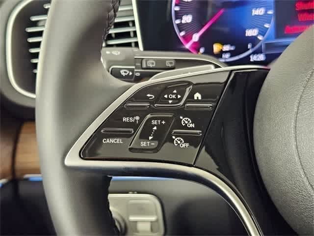 Thumbnail: 2025 Mercedes-Benz GLE - 50