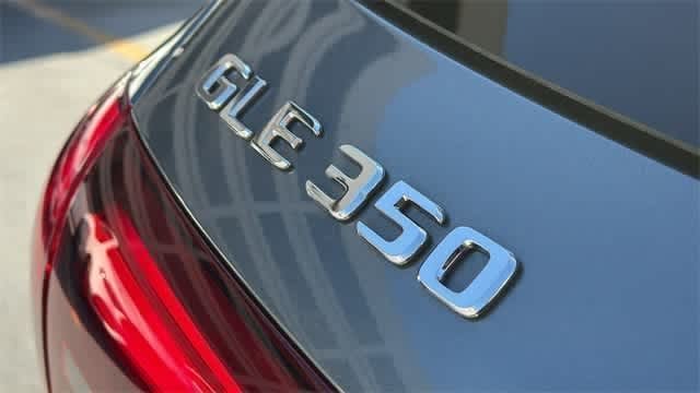 Thumbnail: 2025 Mercedes-Benz GLE - 35