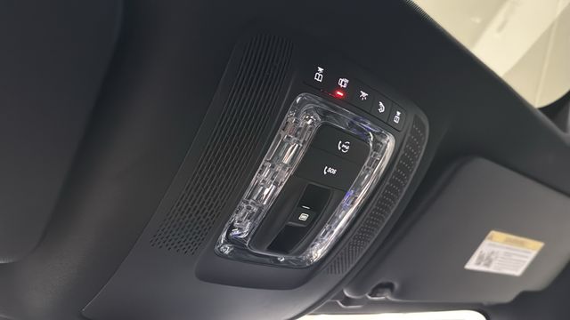 Thumbnail: 2026 Mercedes-Benz GLE - 31