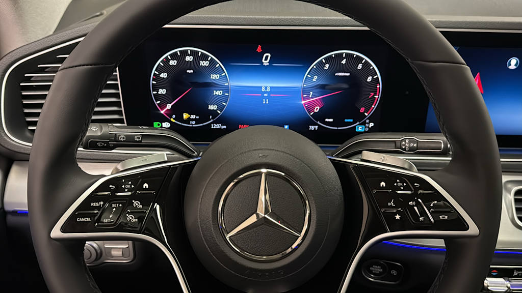 Thumbnail: 2026 Mercedes-Benz GLE - 10