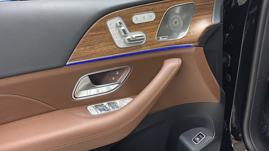 Thumbnail: 2026 Mercedes-Benz GLE - 24