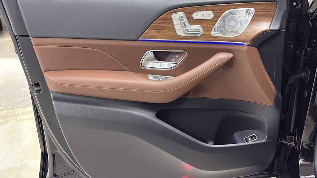Thumbnail: 2026 Mercedes-Benz GLE - 23