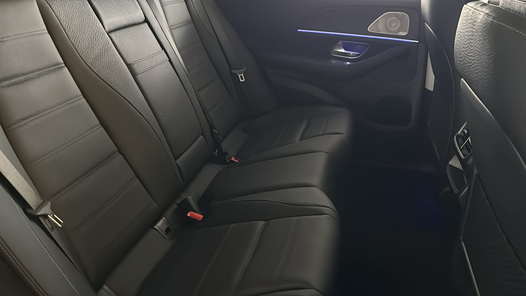 Thumbnail: 2026 Mercedes-Benz GLE - 37
