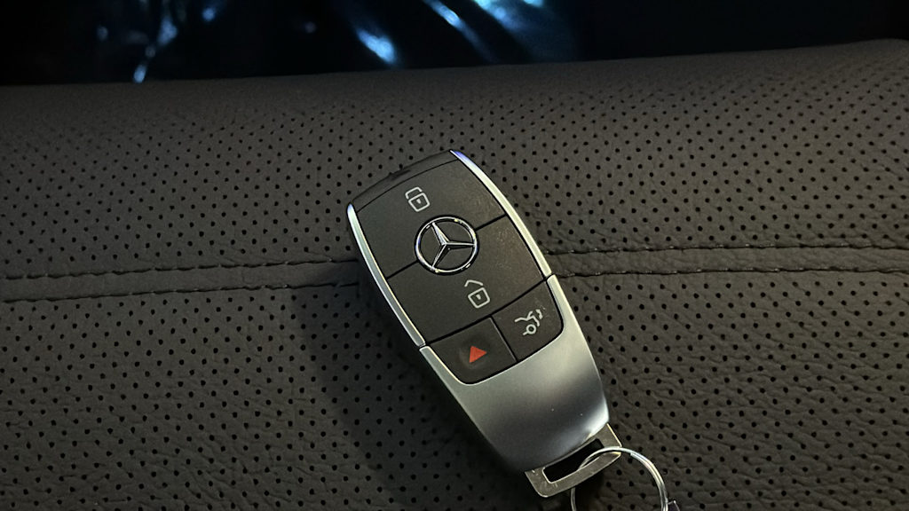 Thumbnail: 2026 Mercedes-Benz GLE - 17