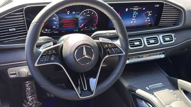 Thumbnail: 2026 Mercedes-Benz GLE - 14