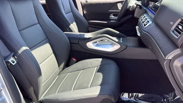 Thumbnail: 2026 Mercedes-Benz GLE - 5