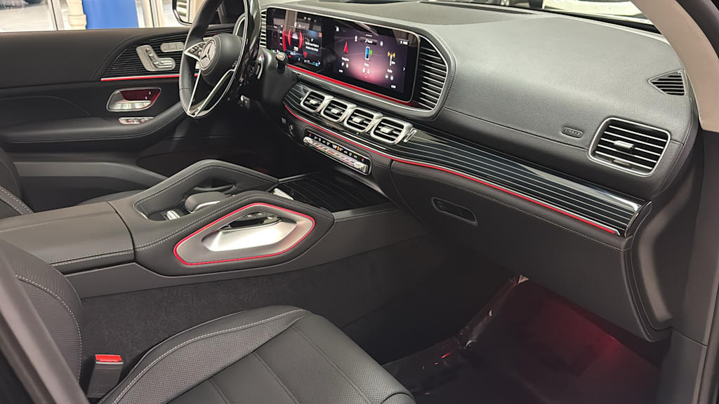 Thumbnail: 2026 Mercedes-Benz GLE - 40