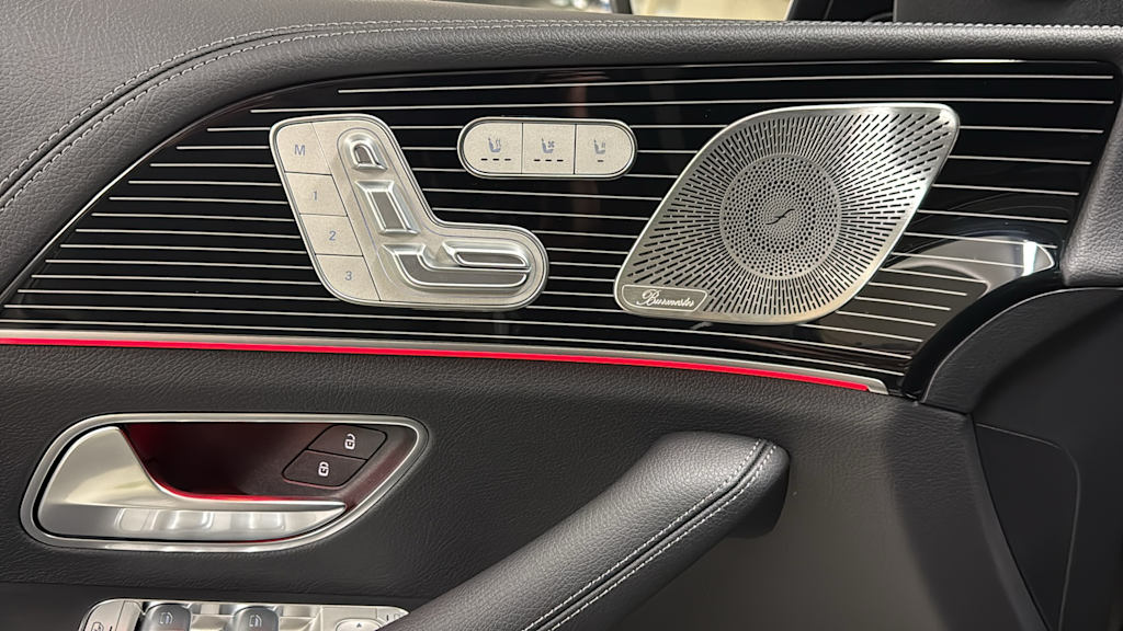 Thumbnail: 2026 Mercedes-Benz GLE - 25