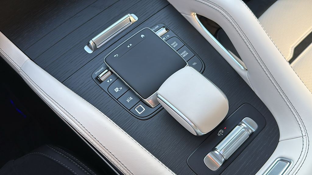 Thumbnail: 2026 Mercedes-Benz GLE - 29