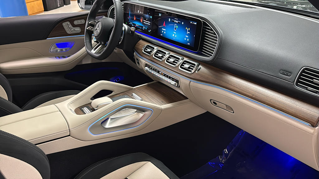 Thumbnail: 2026 Mercedes-Benz GLE - 36