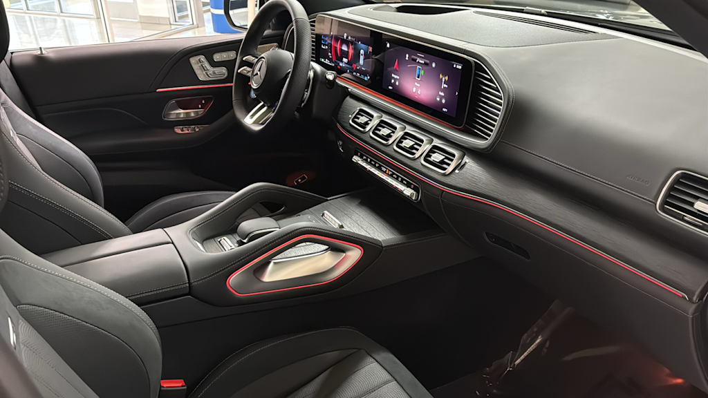 Thumbnail: 2026 Mercedes-Benz GLE - 38