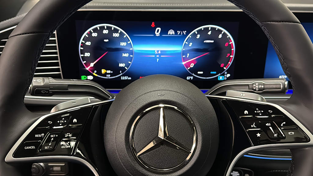 Thumbnail: 2026 Mercedes-Benz GLE - 10