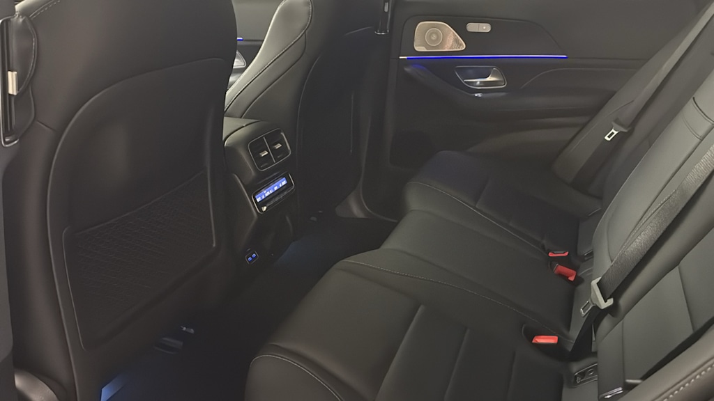 Thumbnail: 2026 Mercedes-Benz GLE - 13