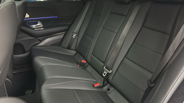 Thumbnail: 2026 Mercedes-Benz GLE - 32