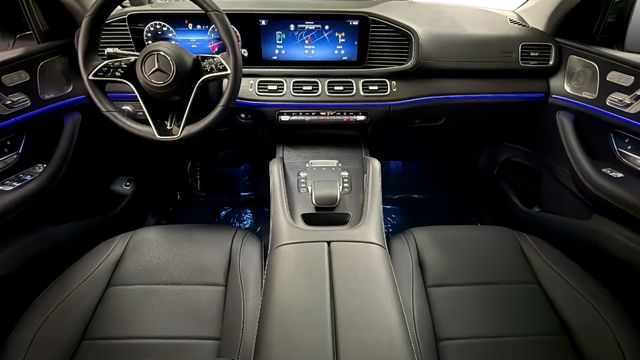 Thumbnail: 2026 Mercedes-Benz GLE - 2
