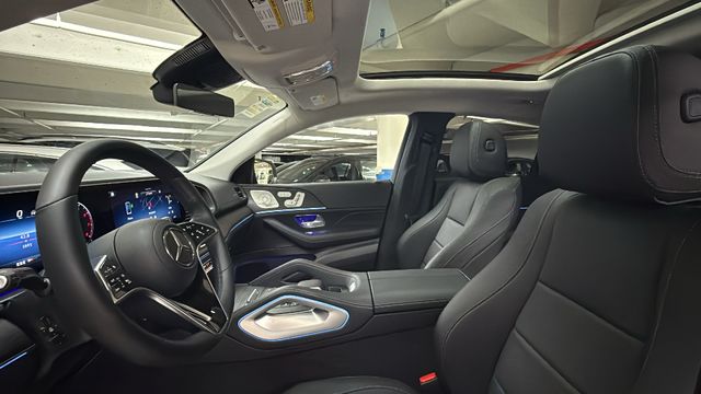 Thumbnail: 2026 Mercedes-Benz GLE - 10