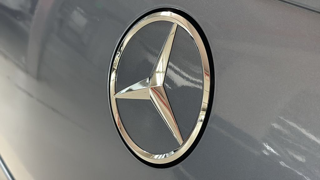 Thumbnail: 2026 Mercedes-Benz GLE - 19